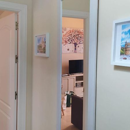 Bonito Piso En Calle Antolinez เซบีญา ภายนอก รูปภาพ